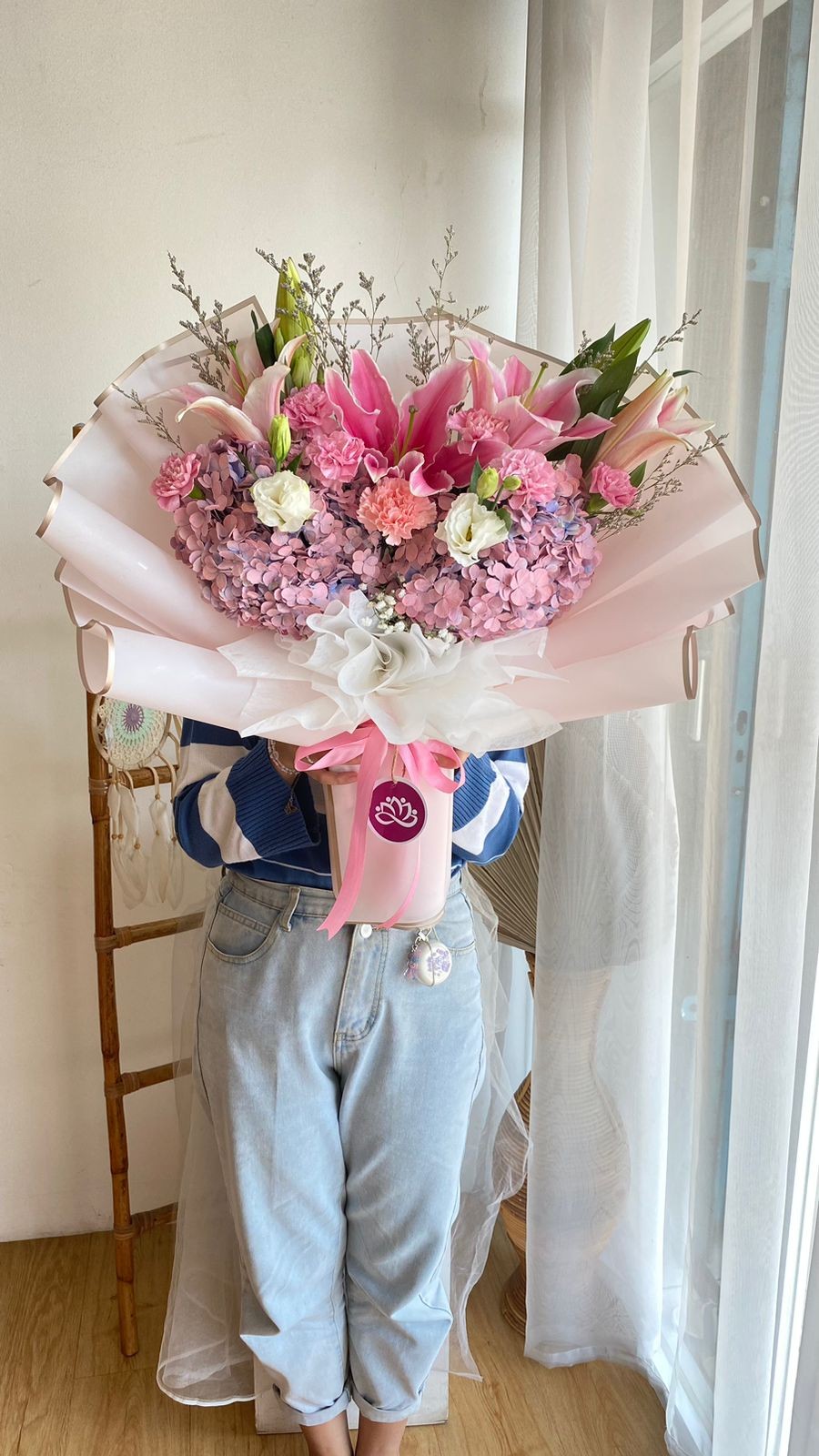 Korean Style Pastel Hand Bouquet - 004